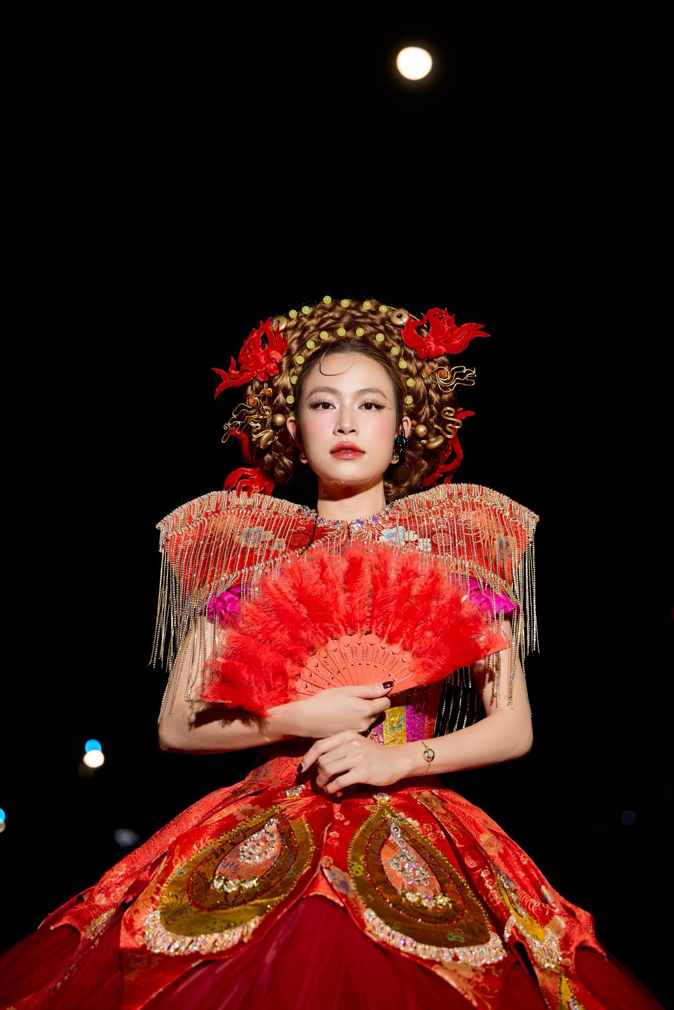 Lý do Hoàng Thùy Linh không công khai chuyện tình cảm với Đen Vâu dù đã có 2 con- Ảnh 1.