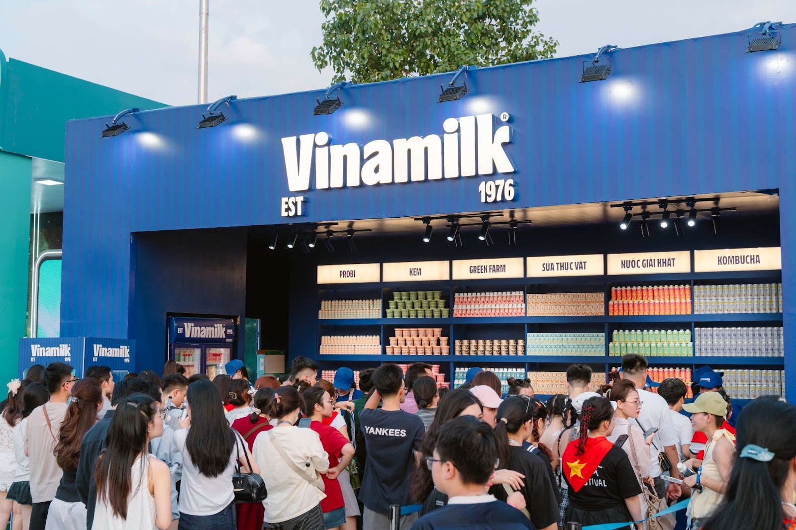 Mang thương hiệu Việt vươn ra toàn cầu, nhưng đóng góp trực tiếp của Vinamilk cho đất nước nằm ở đây- Ảnh 1. Mang thương hiệu Việt vươn ra toàn cầu, nhưng đóng góp trực tiếp của Vinamilk cho đất nước nằm ở đây- Ảnh 1.