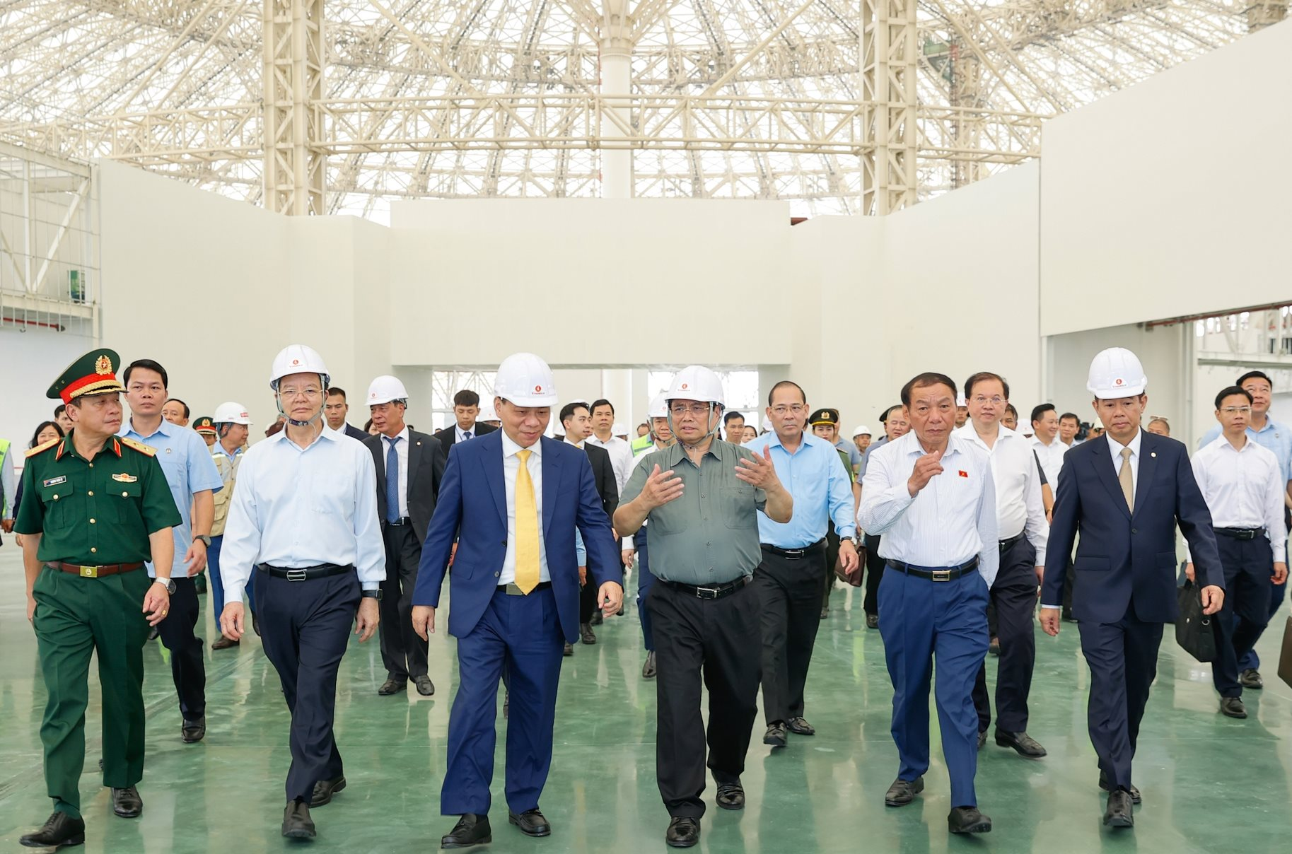 Vingroup hoàn thành công trình TOP10 thế giới chỉ trong 10 tháng và chuyện ‘tư nhân có thể làm được rất nhiều việc lớn với chất lượng và tiến độ không thể tưởng tượng’- Ảnh 2.