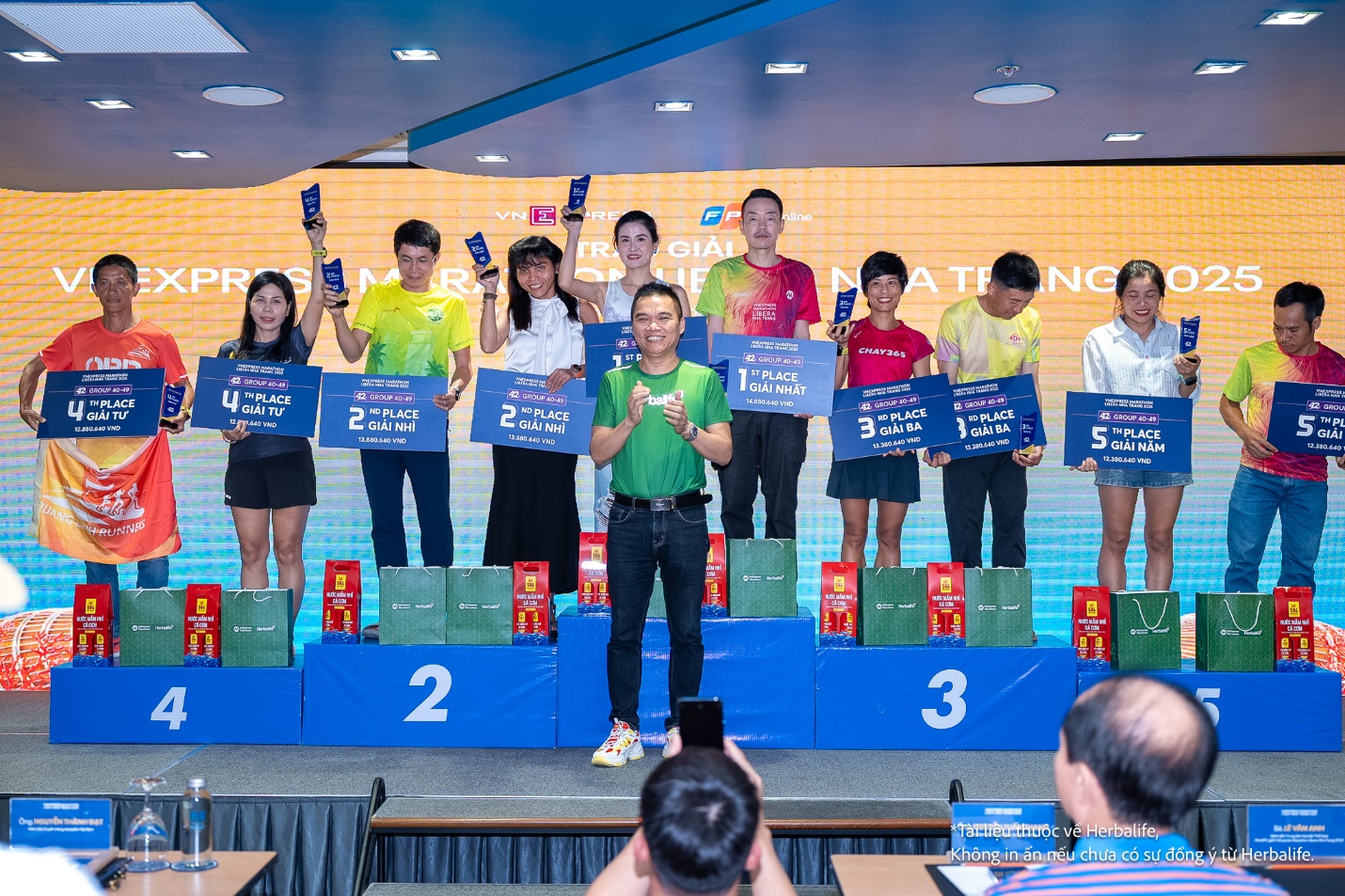 Herbalife Việt Nam 4 năm liền đồng hành VnExpress Marathon Nha Trang- Ảnh 4. Herbalife Việt Nam 4 năm liền đồng hành VnExpress Marathon Nha Trang- Ảnh 4.