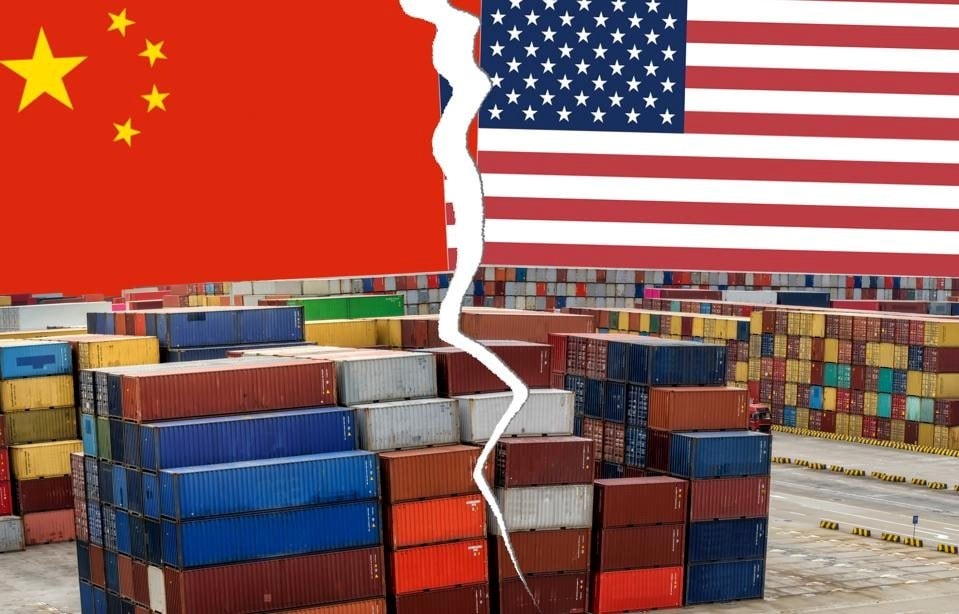 Với 7 ‘vũ khí’ nặng 44 triệu tấn, Trung Quốc không ngại đối đầu Mỹ, chỉ một nước đi cũng đủ làm chao đảo loạt ngành chủ chốt của phương Tây- Ảnh 1.