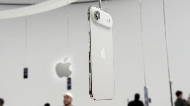 iPhone 17 mở bán sớm, Việt Nam lên thị trường tier 1 - nguồn cung sẽ thế nào?- Ảnh 1.