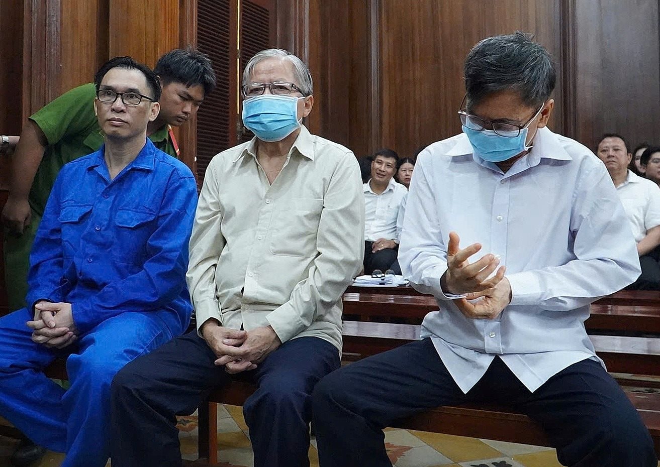 Nữ Việt kiều bí ẩn giúp đại gia Việt Nam sang tay 44 khu đất "vàng" tại trung tâm TP HCM, thu lợi bất chính gần 1.000 tỷ đồng- Ảnh 2.