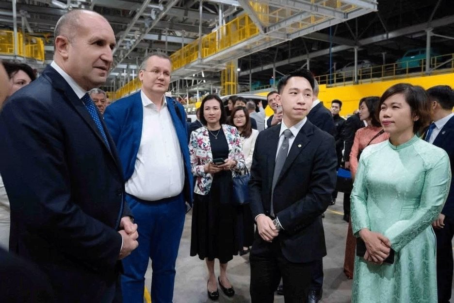 Làn sóng F2 “hiếm có, khó tìm” của tỷ phú Việt: Người SN 2001 vào top giàu nhất sàn chứng khoán, người kế thừa ông Phạm Nhật Vượng giữ vị trí quan trọng ở hệ sinh thái tỷ đô- Ảnh 3. Làn sóng F2 “hiếm có, khó tìm” của tỷ phú Việt: Người SN 2001 vào top giàu nhất sàn chứng khoán, người kế thừa ông Phạm Nhật Vượng giữ vị trí quan trọng ở hệ sinh thái tỷ đô- Ảnh 3.