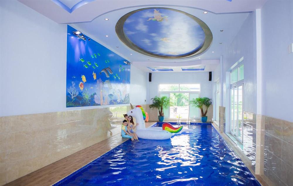 Nữ nghệ sĩ có biệt thự từ TP.HCM ra Hải Phòng, được chồng đại gia yêu chiều, trông con cho đi hát- Ảnh 10. Nữ nghệ sĩ có biệt thự từ TP.HCM ra Hải Phòng, được chồng đại gia yêu chiều, trông con cho đi hát- Ảnh 10.