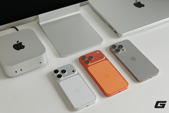 Mở hộp iPhone 17 Pro và iPhone 17 Pro Max chính hãng: Màu cam nổi bật, màu bạc tinh tế, chọn màu nào bây giờ?- Ảnh 12. Mở hộp iPhone 17 Pro và iPhone 17 Pro Max chính hãng: Màu cam nổi bật, màu bạc tinh tế, chọn màu nào bây giờ?- Ảnh 12.