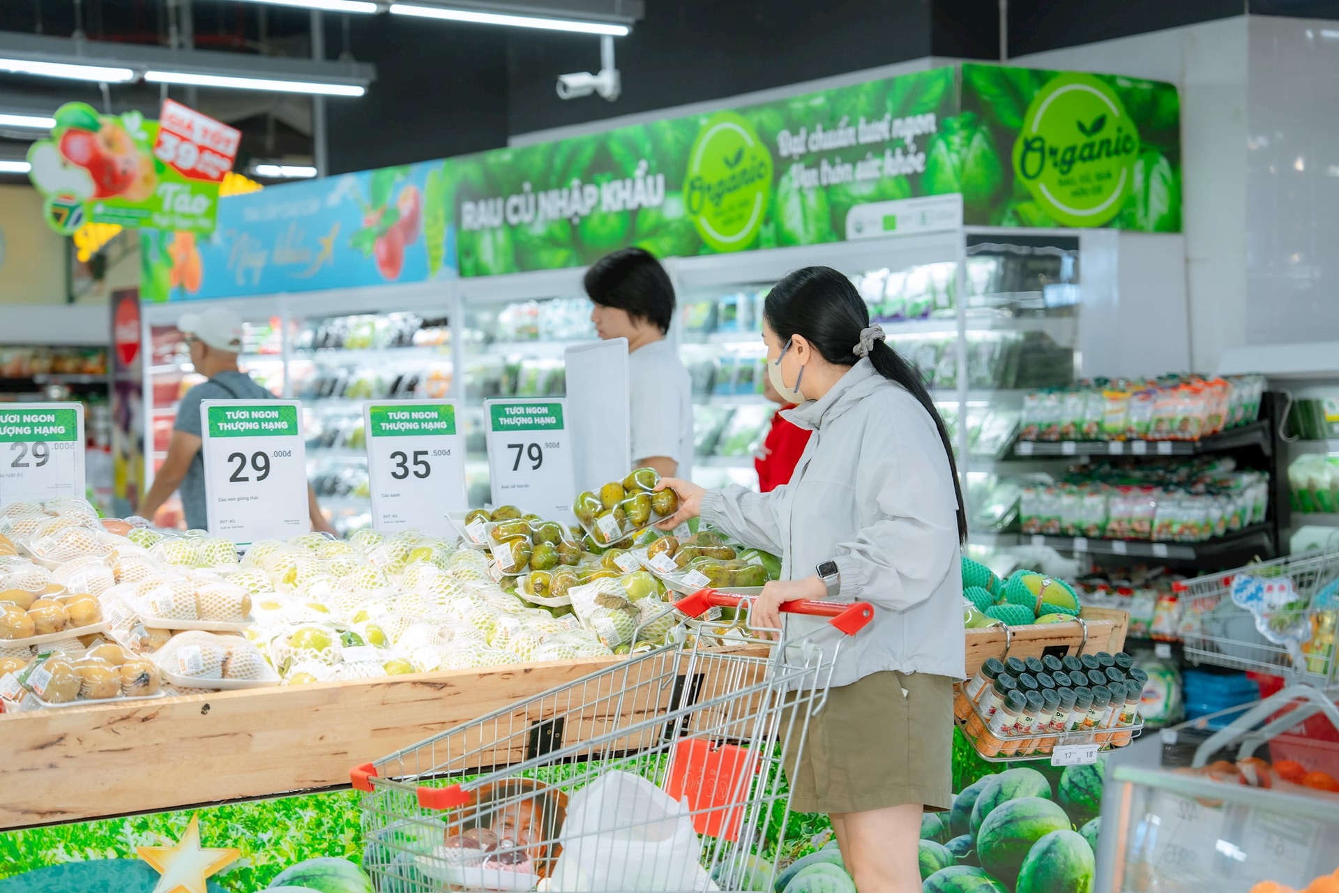 Giải mã sức hút của cổ phiếu Masan: Vì sao các "cá mập" nước ngoài lại săn đón?- Ảnh 1. Giải mã sức hút của cổ phiếu Masan: Vì sao các "cá mập" nước ngoài lại săn đón?- Ảnh 1.