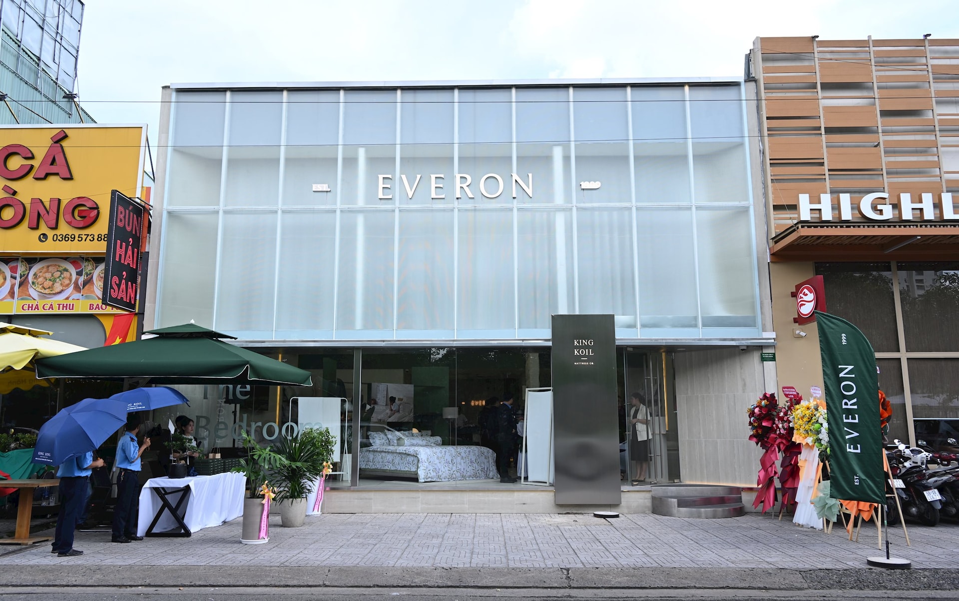 Bắt tay 'gã khổng lồ' sợi vải của Áo, Everpia (EVE) chi lớn cho Flagship Space, chính thức bước vào cuộc đua hàng hiệu 9.000 tỷ của Việt Nam- Ảnh 1. Bắt tay 'gã khổng lồ' sợi vải của Áo, Everpia (EVE) chi lớn cho Flagship Space, chính thức bước vào cuộc đua hàng hiệu 9.000 tỷ của Việt Nam- Ảnh 1.