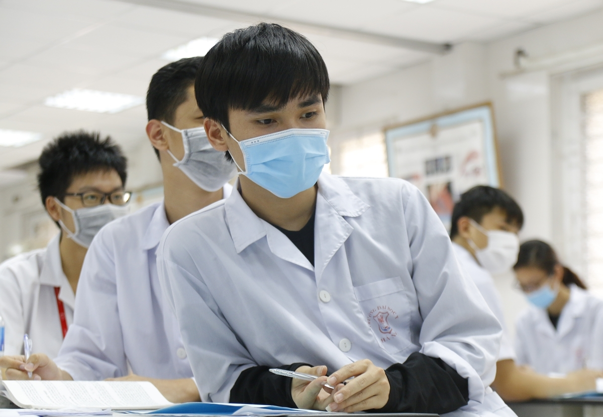 Ngành học là “ngoại lệ chục năm mới thấy" của ĐH Y Hà Nội: Thu nhập hấp dẫn, nhiều cơ hội việc làm- Ảnh 2. Ngành học là “ngoại lệ chục năm mới thấy" của ĐH Y Hà Nội: Thu nhập hấp dẫn, nhiều cơ hội việc làm- Ảnh 2.