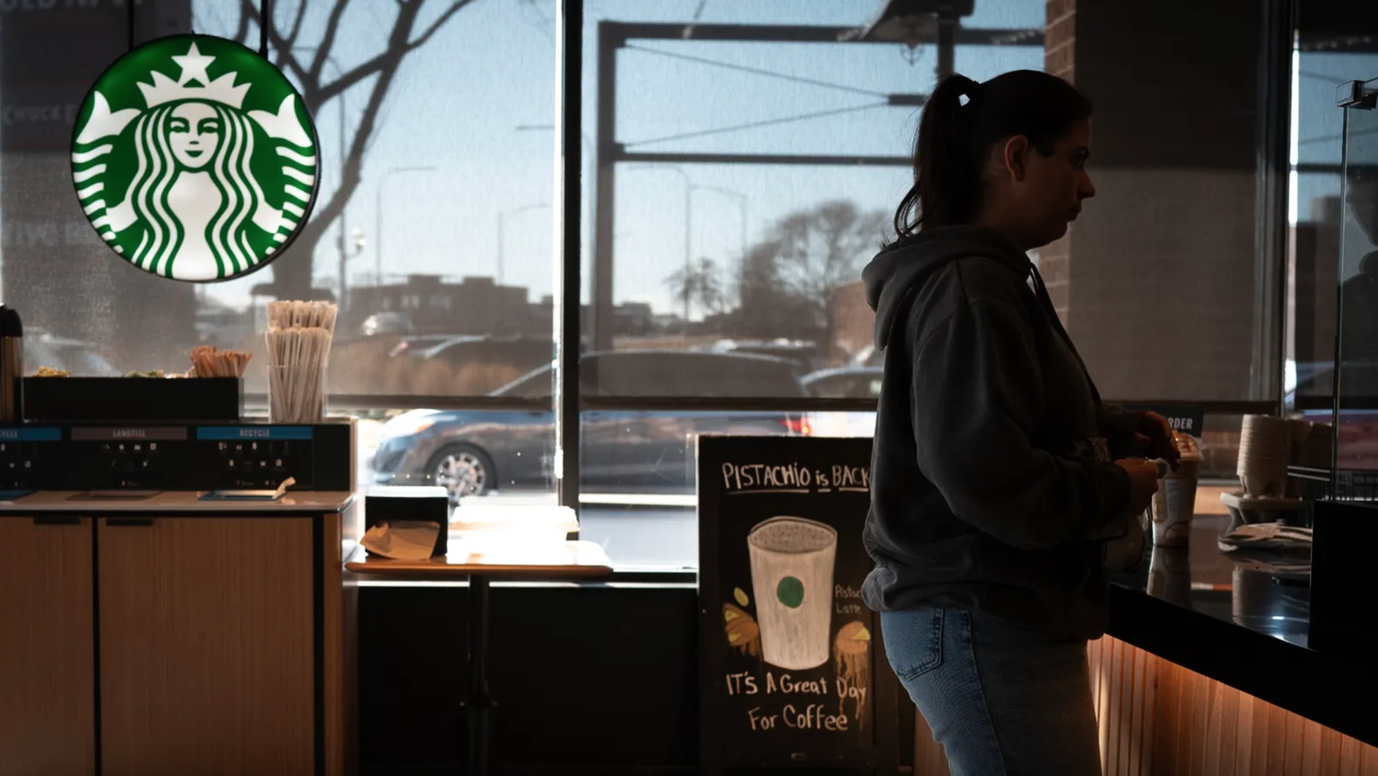 Chuyện gì đang xảy ra với Starbucks?- Ảnh 2. Chuyện gì đang xảy ra với Starbucks?- Ảnh 2.