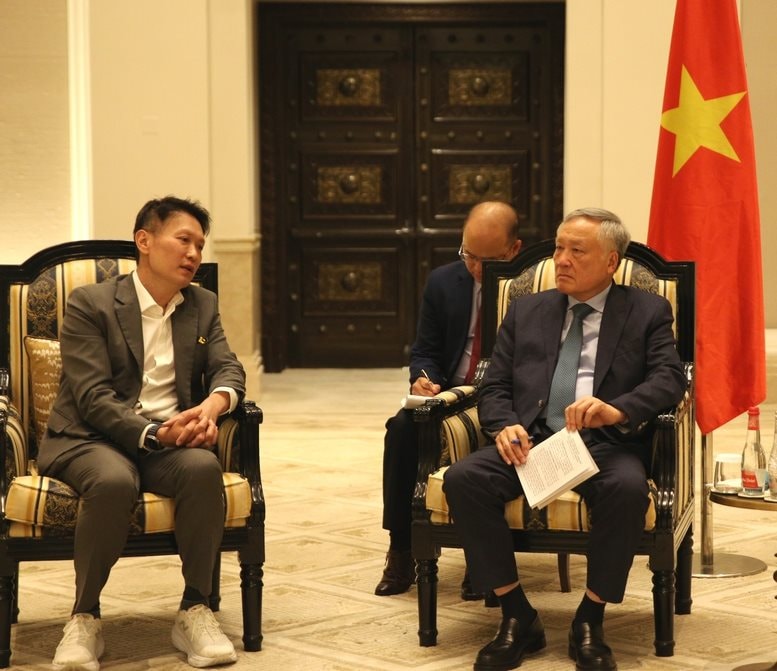 Phó Thủ tướng Thường trực Nguyễn Hoà Bình mong muốn Binance mở trụ sở tại Đà Nẵng, hợp tác trong triển khai sàn giao dịch tài sản mã hóa- Ảnh 1. Phó Thủ tướng Thường trực Nguyễn Hoà Bình mong muốn Binance mở trụ sở tại Đà Nẵng, hợp tác trong triển khai sàn giao dịch tài sản mã hóa- Ảnh 1.