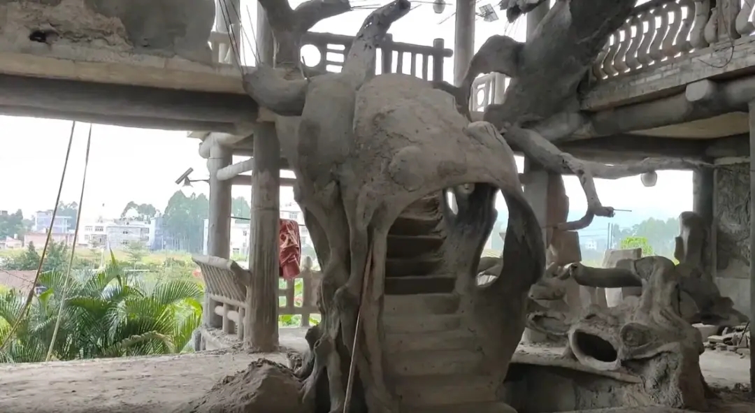 Bên trong "biệt thự điên" 51 tỷ, cao 30m, xây theo trí tưởng tượng suốt 10 năm của một nông dân Trung Quốc- Ảnh 7. Bên trong "biệt thự điên" 51 tỷ, cao 30m, xây theo trí tưởng tượng suốt 10 năm của một nông dân Trung Quốc- Ảnh 7.