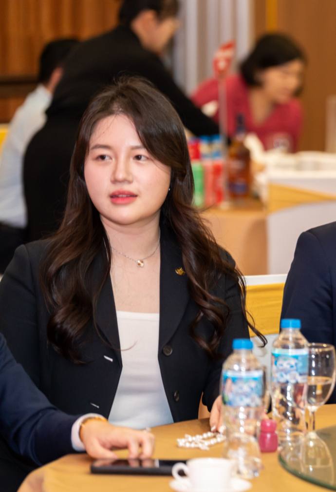 Sắc vóc tân chủ tịch sinh năm 2001 quê Ninh Bình- Ảnh 5.