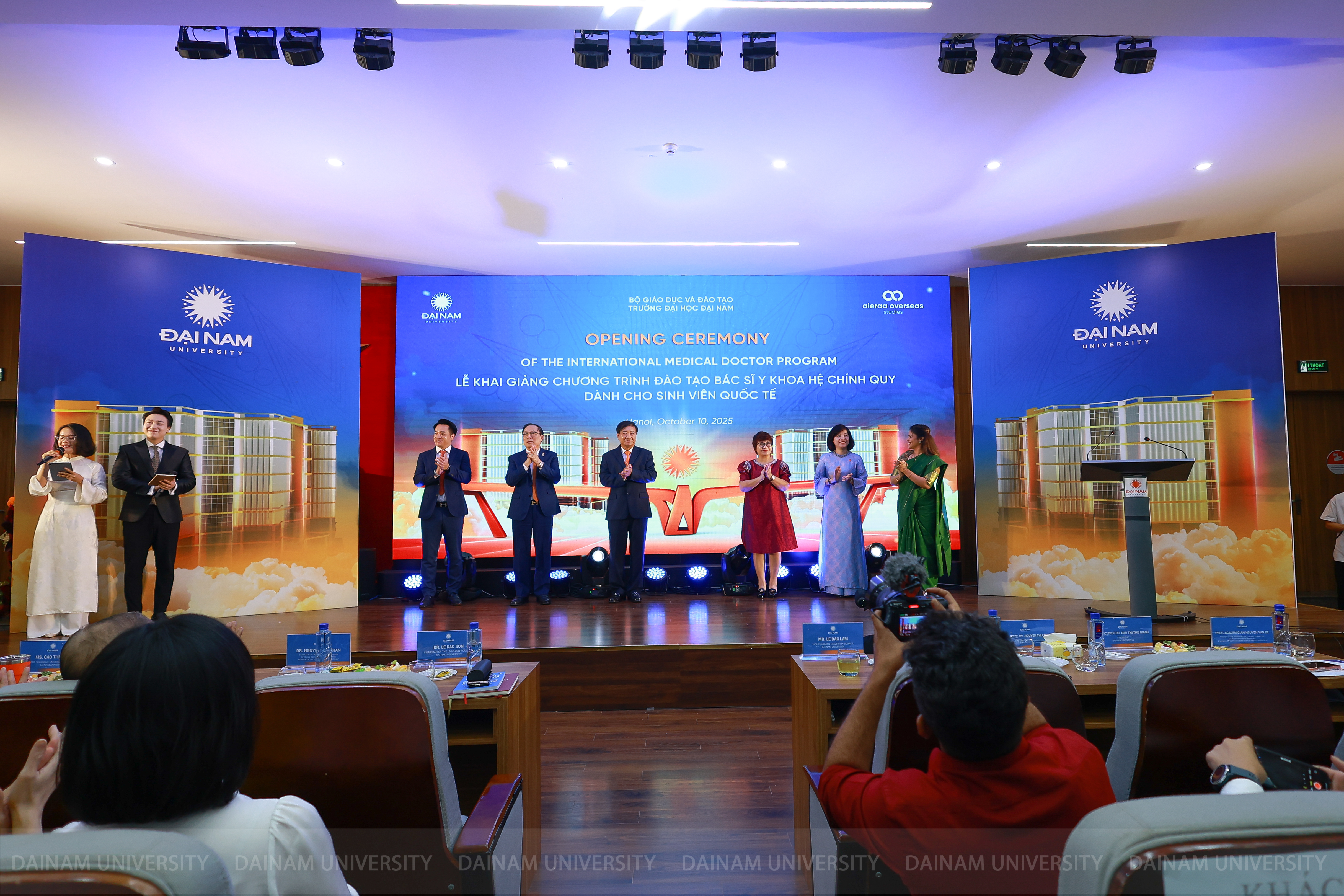 Việt Nam trước cơ hội trở thành trung tâm đào tạo Y khoa quốc tế- Ảnh 1. Việt Nam trước cơ hội trở thành trung tâm đào tạo Y khoa quốc tế- Ảnh 1.
