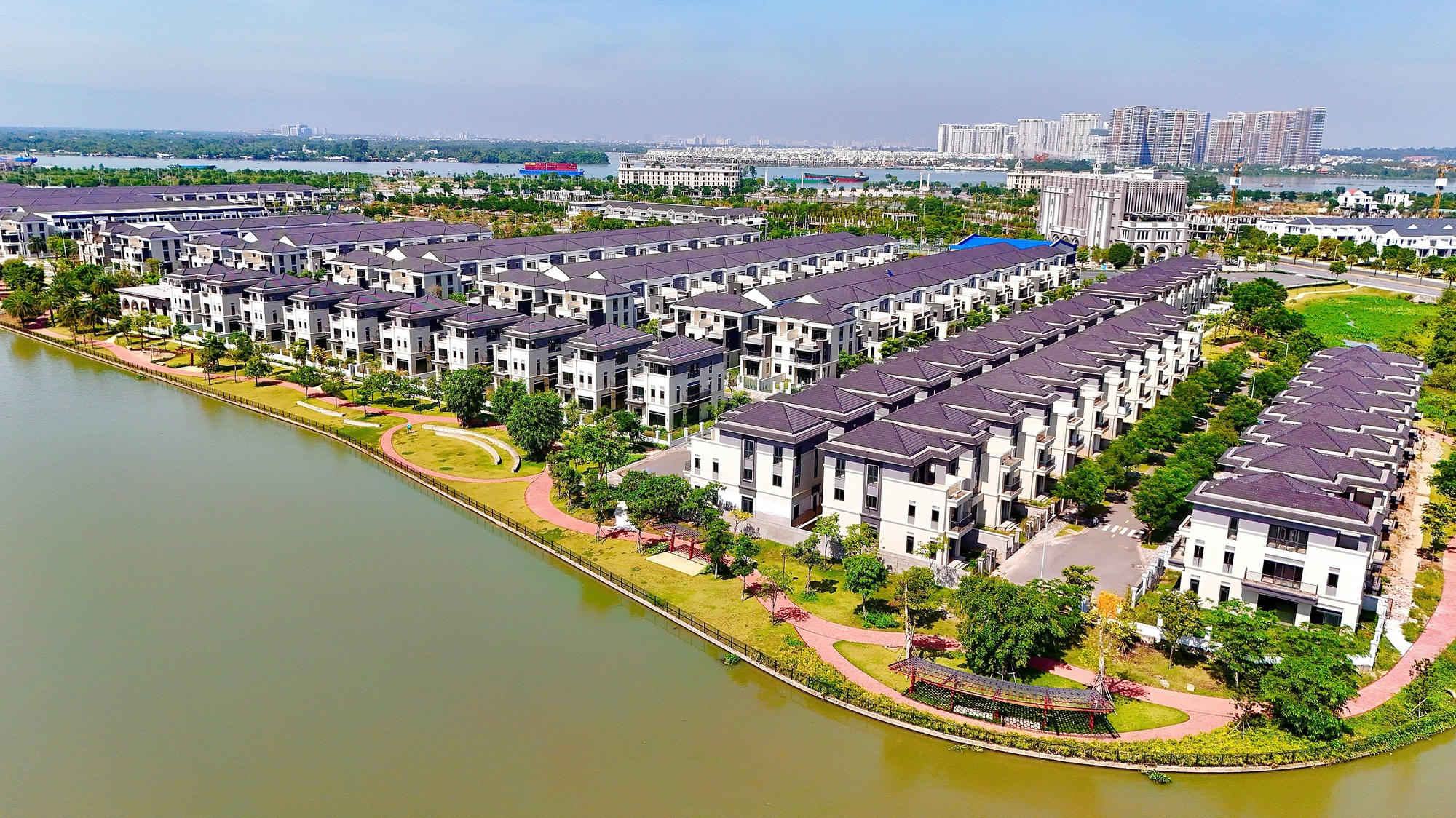 Thanh tra Chính phủ chuyển hồ sơ Novaland cho cơ quan điều tra, tiết lộ đường đi khó hiểu của 7.000 tỷ đồng, 'khổ chủ' lên tiếng- Ảnh 1. Thanh tra Chính phủ chuyển hồ sơ Novaland cho cơ quan điều tra, tiết lộ đường đi khó hiểu của 7.000 tỷ đồng, 'khổ chủ' lên tiếng- Ảnh 1.