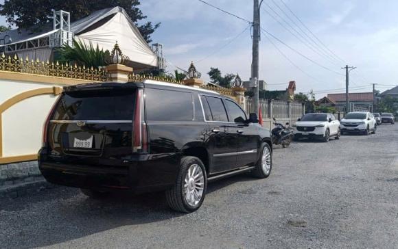 Dàn xe đón dâu bạc tỷ trong lễ cưới Hoa hậu Đỗ Hà và doanh nhân Viết Vương- Ảnh 5. Dàn xe đón dâu bạc tỷ trong lễ cưới Hoa hậu Đỗ Hà và doanh nhân Viết Vương- Ảnh 5.