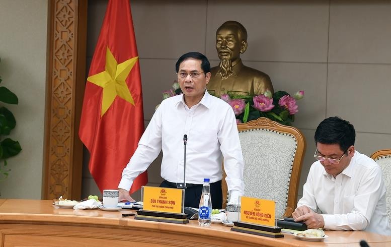 Phó Thủ tướng tuyên dương Vingroup- Ảnh 1. Phó Thủ tướng tuyên dương Vingroup- Ảnh 1.