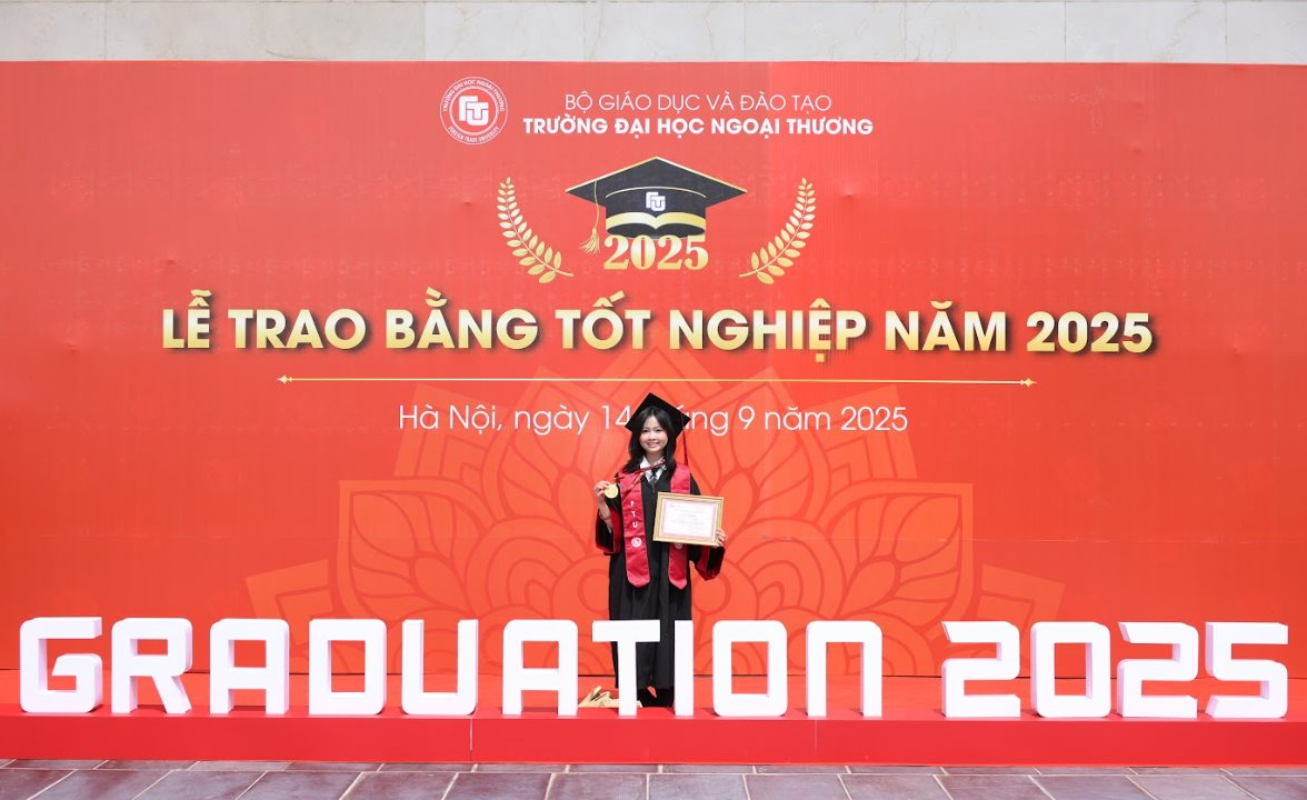 Nữ sinh 2003 tốt nghiệp ĐH "Harvard Việt Nam" với số điểm tuyệt đối: Không chỉ là “mọt sách” mà phải “học chủ động”- Ảnh 2. Nữ sinh 2003 tốt nghiệp ĐH "Harvard Việt Nam" với số điểm tuyệt đối: Không chỉ là “mọt sách” mà phải “học chủ động”- Ảnh 2.