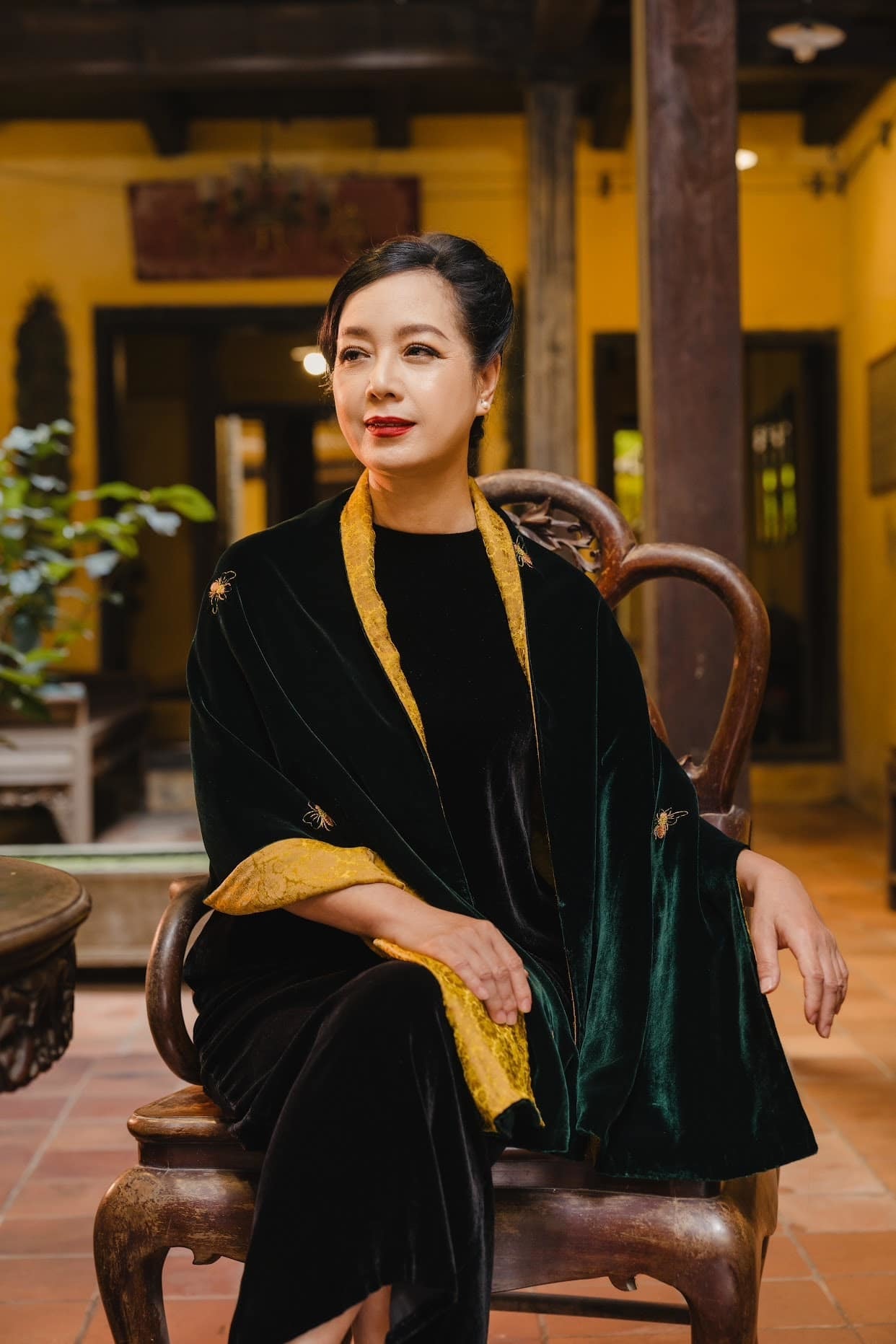 NSƯT Chiều Xuân gương mặt tươi trẻ, vóc dáng nuột nà chứng minh U60 chỉ là con số: Rất thích làm 2 việc để giữ gìn vẻ đẹp không tuổi- Ảnh 3.