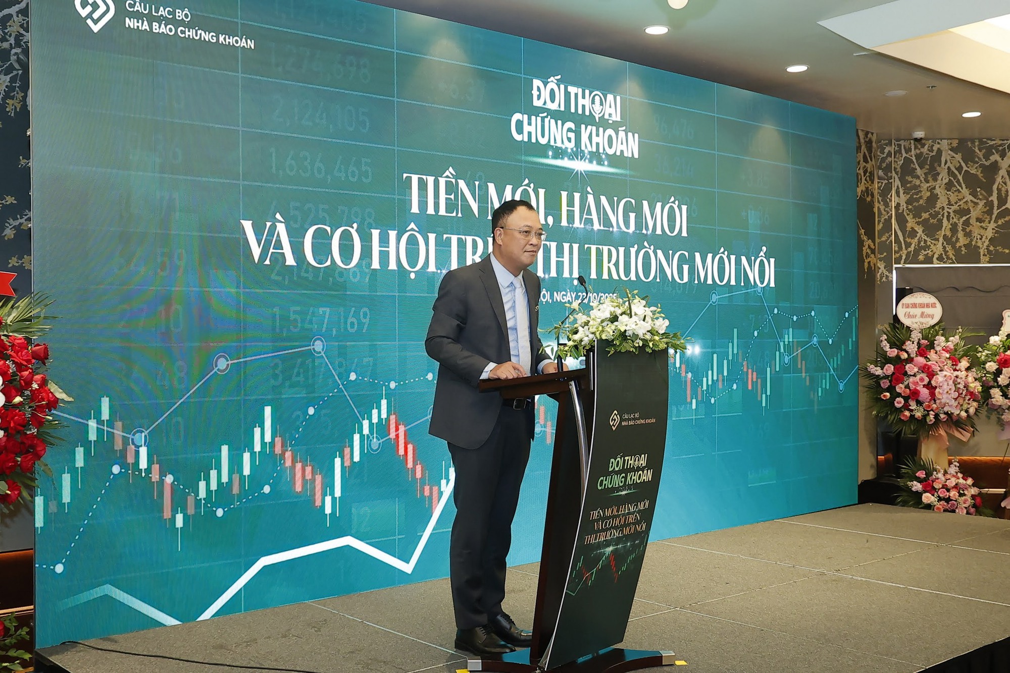 Đại diện UBCKNN: Nhiều quỹ nghìn tỷ USD đang rất quan tâm đến chứng khoán Việt Nam sau nâng hạng- Ảnh 1.