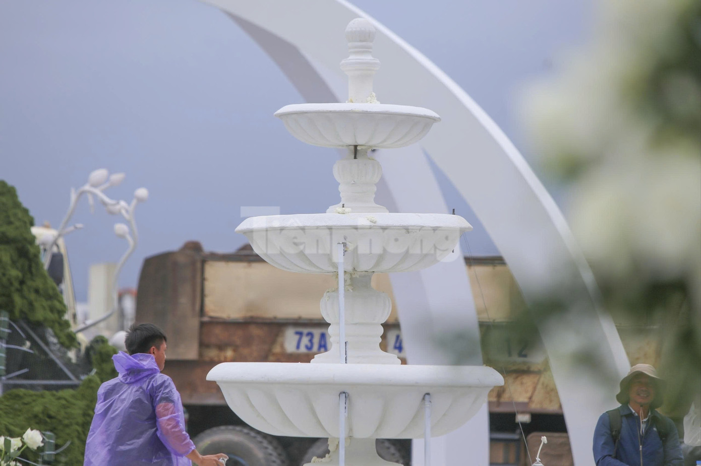 Bên trong rạp cưới mái vòm 3.000 m2 được nhà chồng Đỗ Thị Hà dựng bên bờ sông Nhật Lệ- Ảnh 12. Bên trong rạp cưới mái vòm 3.000 m2 được nhà chồng Đỗ Thị Hà dựng bên bờ sông Nhật Lệ- Ảnh 12.