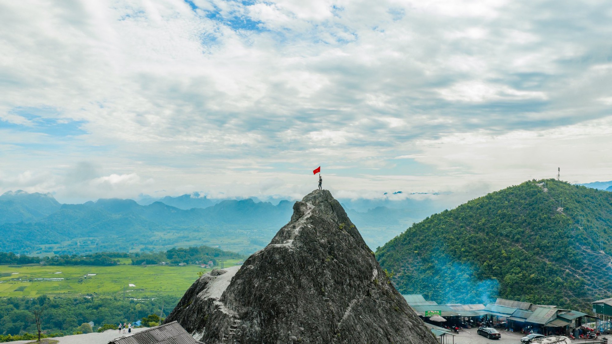 Miền Bắc có đèo được ví là Miền Bắc có đèo được ví là