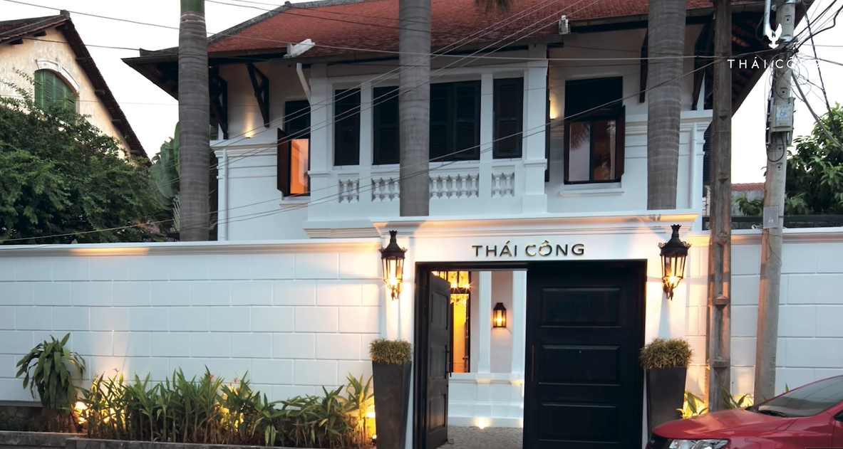 Bên trong căn nhà cổ hơn 100 năm của Quách Thái Công ở khu "đất vàng" TP.HCM- Ảnh 6.