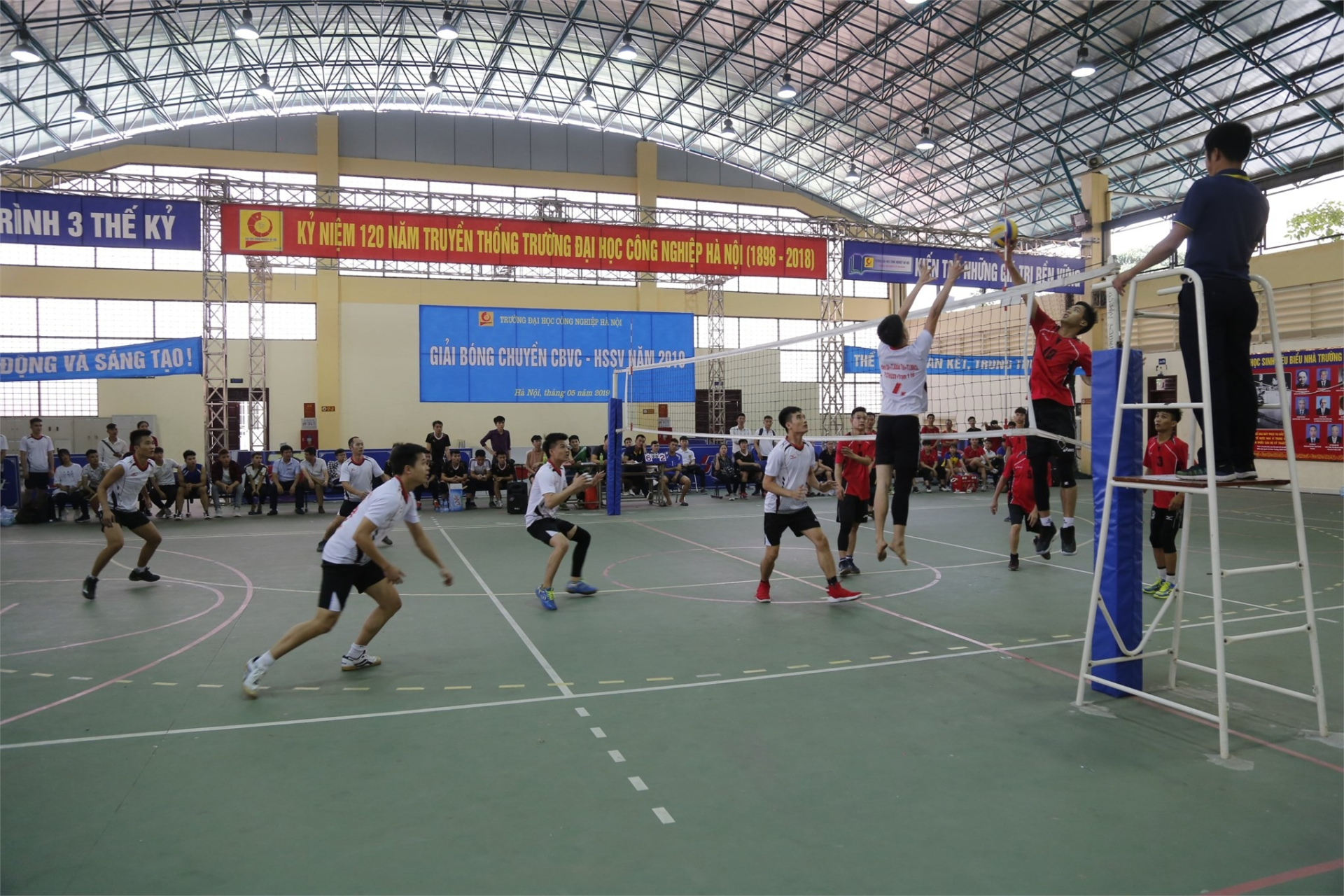 Ngôi trường 127 năm tuổi vừa từ trường đại học lên đại học, đào tạo đa ngành, chất lượng hàng đầu- Ảnh 7.