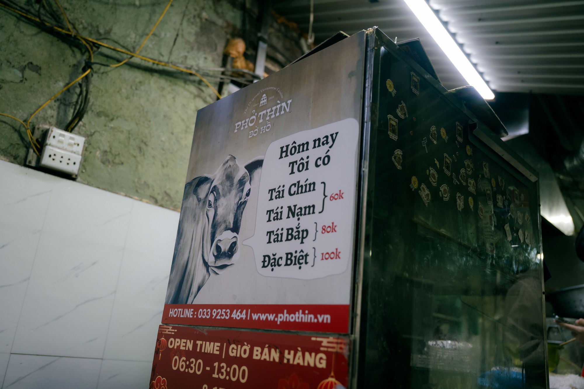 Những hình ảnh cuối cùng của Phở Thìn Bờ Hồ trước ngày di dời sau gần 70 năm- Ảnh 3. Những hình ảnh cuối cùng của Phở Thìn Bờ Hồ trước ngày di dời sau gần 70 năm- Ảnh 3.