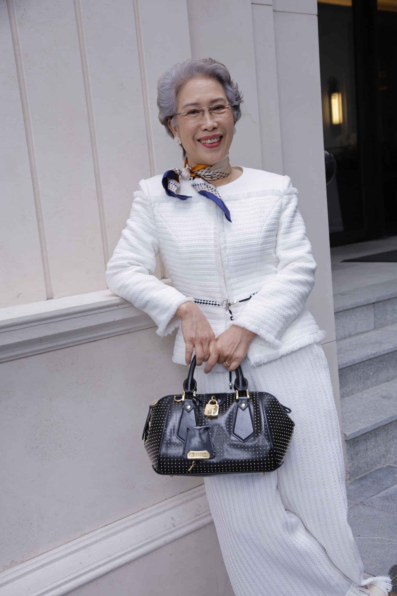 “Hội Tóc Bạc Lấp Lánh” slay nhất Thủ đô: Chúng tôi không phải phú bà- Ảnh 3. “Hội Tóc Bạc Lấp Lánh” slay nhất Thủ đô: Chúng tôi không phải phú bà- Ảnh 3.