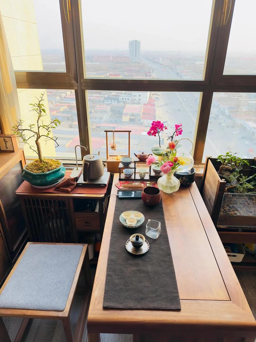 Ban công 5㎡ biến thành phòng trà phong cách Thiền, view toàn cảnh đẹp đến mức khiến hàng xóm phải dừng lại trầm trồ- Ảnh 4.