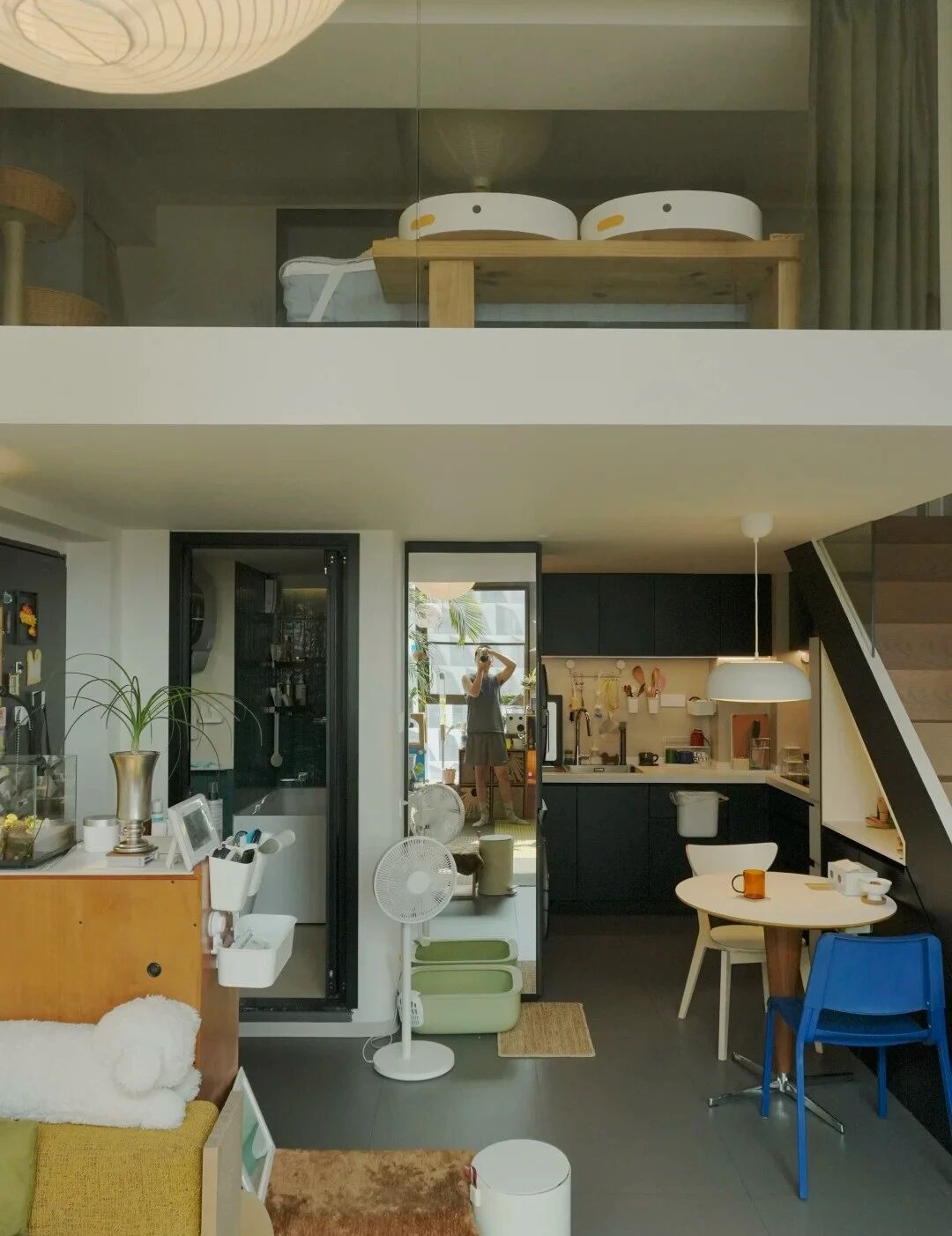 Đây là căn nhà nhiều đồ dùng nhưng gọn nhất mà tôi từng thấy- Ảnh 8.