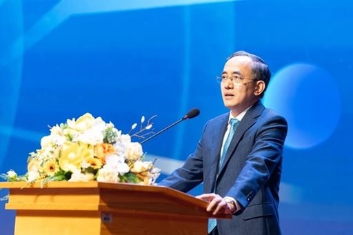 Hệ thống giáo dục thu 665 tỷ đồng/năm của Giáo sư vào top giàu nhất sàn chứng khoán Việt: Dạy tích hợp chương trình quốc tế Mỹ, học phí 104 triệu đồng/năm- Ảnh 1. Hệ thống giáo dục thu 665 tỷ đồng/năm của Giáo sư vào top giàu nhất sàn chứng khoán Việt: Dạy tích hợp chương trình quốc tế Mỹ, học phí 104 triệu đồng/năm- Ảnh 1.