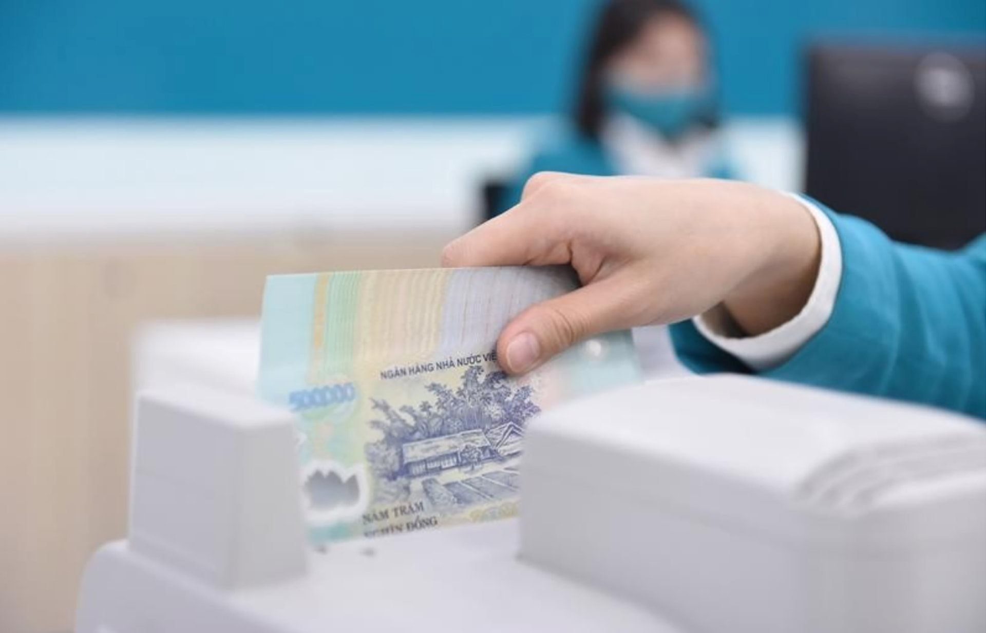 Tin vui: Chính thức tăng lương tối thiểu vùng từ năm sau- Ảnh 1. Tin vui: Chính thức tăng lương tối thiểu vùng từ năm sau- Ảnh 1.