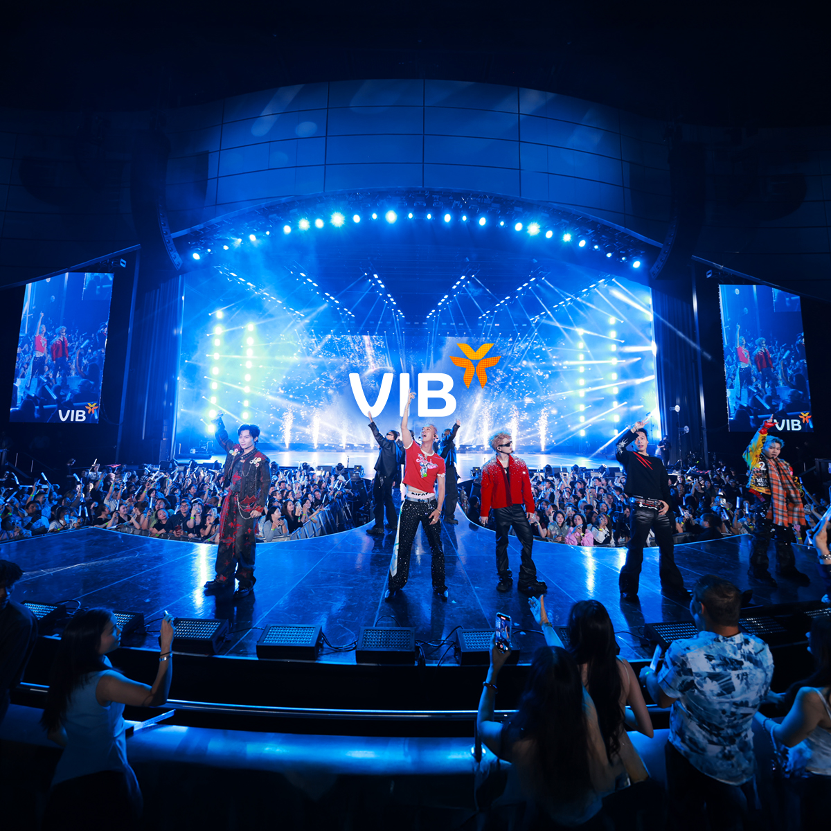 “Kim chủ” của những cú viral: Khi ngân hàng cũng “thắp lửa” sân khấu, ai đang làm chủ cuộc chơi giải trí triệu đô?- Ảnh 10. “Kim chủ” của những cú viral: Khi ngân hàng cũng “thắp lửa” sân khấu, ai đang làm chủ cuộc chơi giải trí triệu đô?- Ảnh 10.