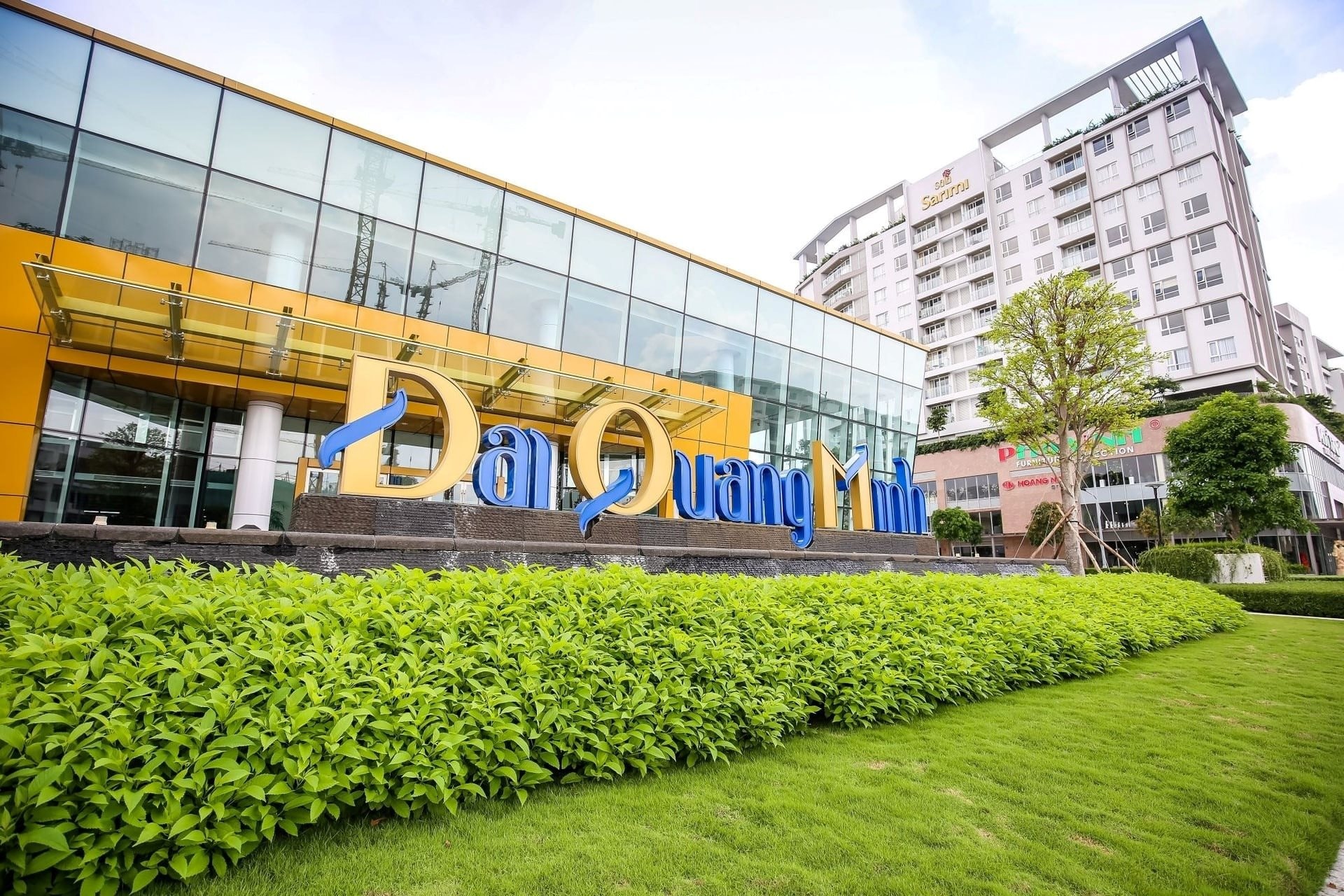 616dcong-ty-dai-quang-minh-la-a-1764833405300-17648334057091939888517