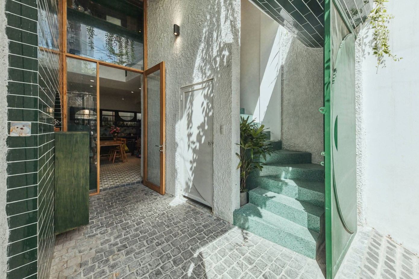 fb-img-1763434167839-1764893826381-1764893826543796264325