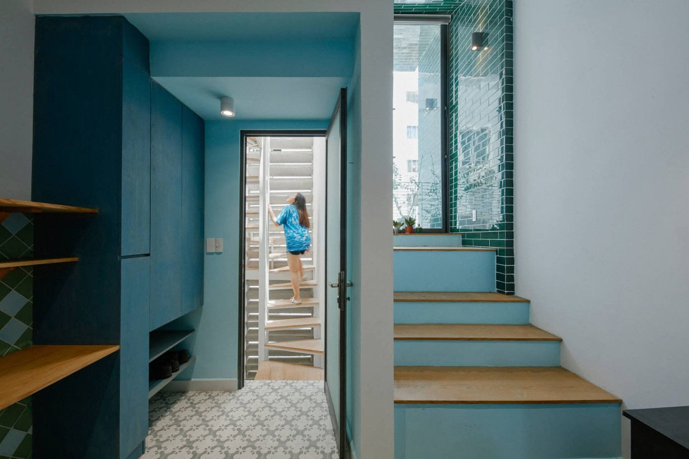 fb-img-1763434177539-1764893832717-1764893832944757690832