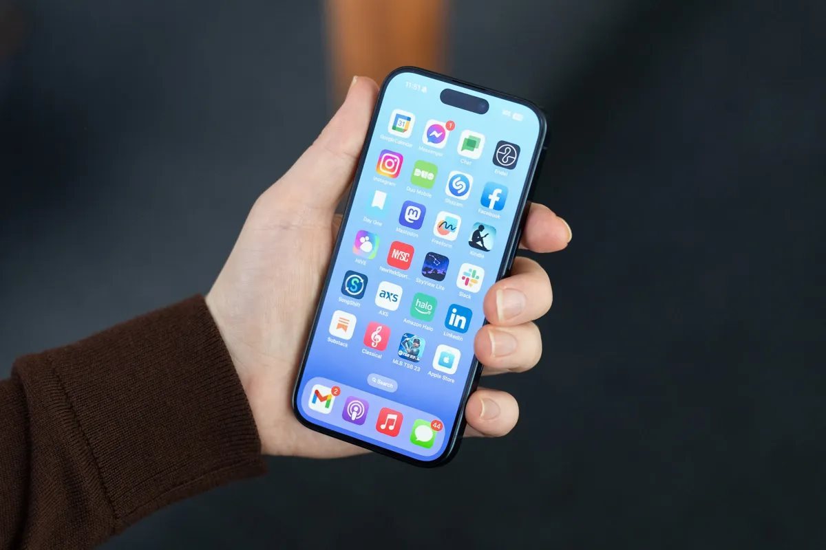 2 năm khổ sở làm theo lời khuyên chỉ sạc iPhone đến 80% để không bị chai pin, tôi nhận về cái kết "phát điên"- Ảnh 1.